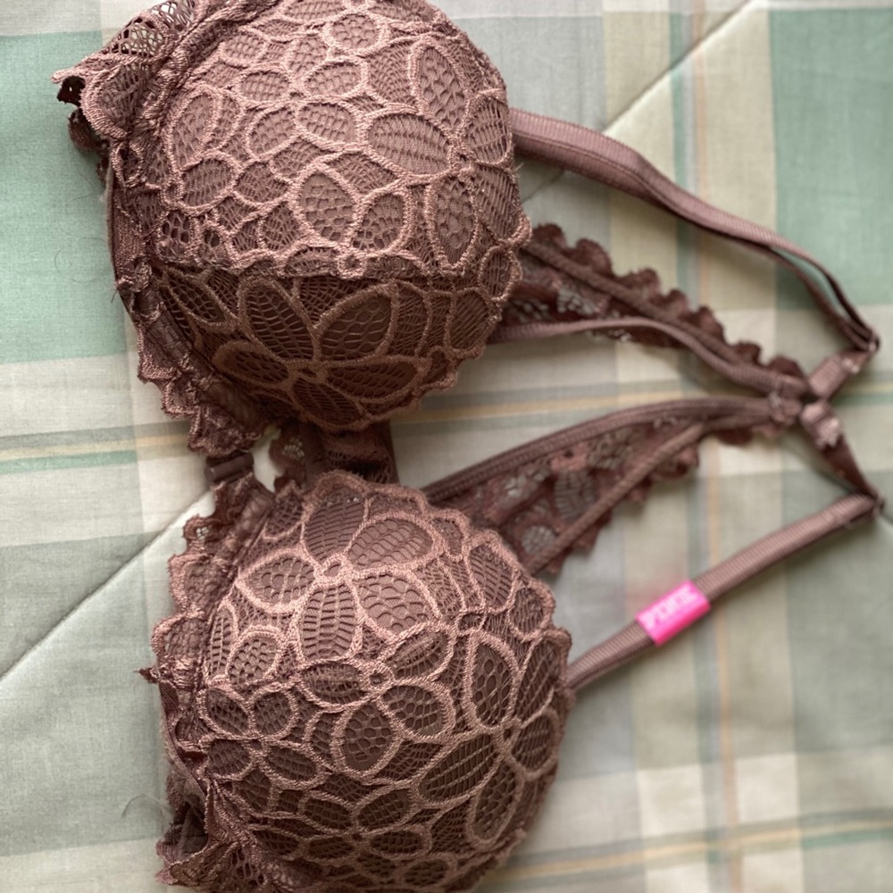 VS Bra